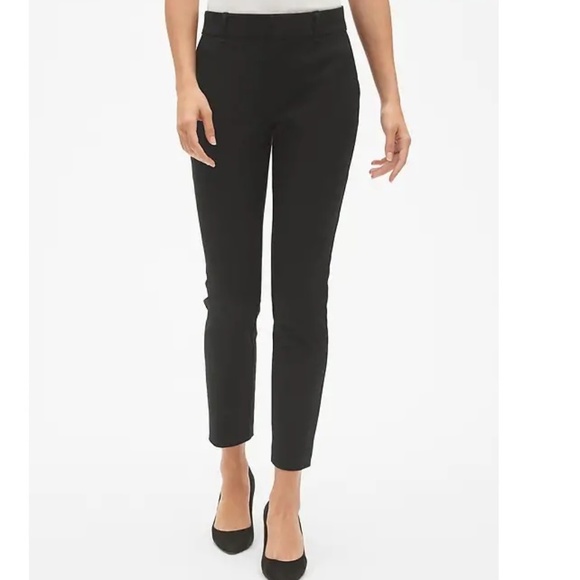 GAP Pants - NWT Gap Skinny Ankle Pants Smoothing Pockets c537